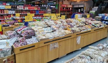 逛一逛超市,然后提一袋人间烟火回家,是什么意思?