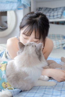 娱乐圈小助理的璀璨人生